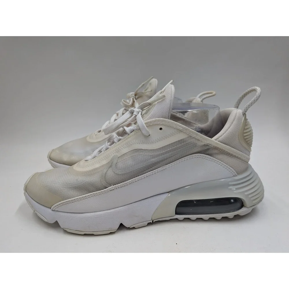 Nike Air Max 2090 Mens White Sail Running Shoes Sneakers BV9977-100 Size 9